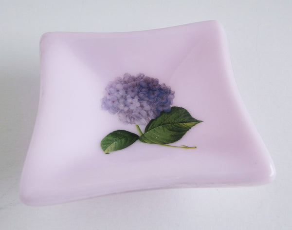 Fused Glass Hydrangea Ring Dish in Petal Pink