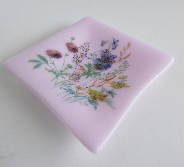 Fused Glass Floral Ring Dish in Petal Pink