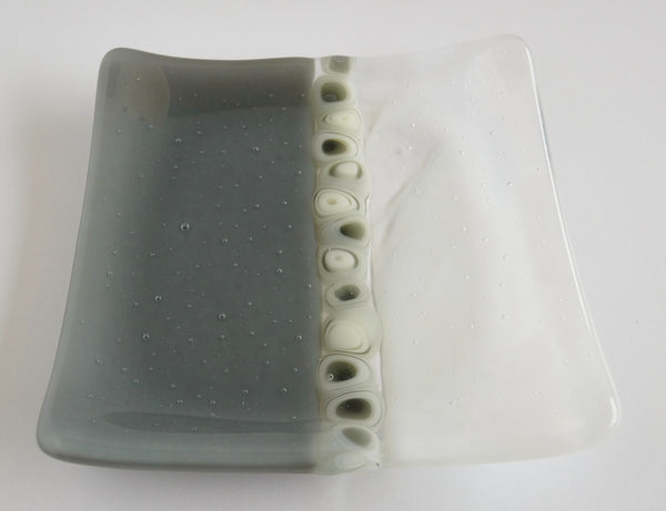Fused Glass Murrini Plate in Streaky White and Gray