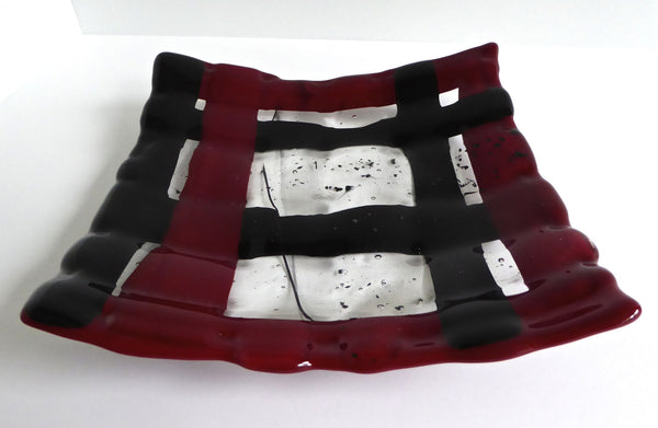 Fused Glass Woven Plate in Black and Red-2