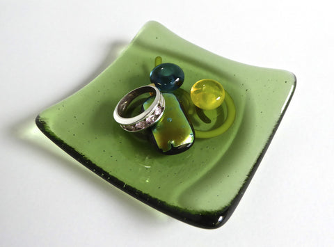 Fused Glass Ring Dish in Leaf Green