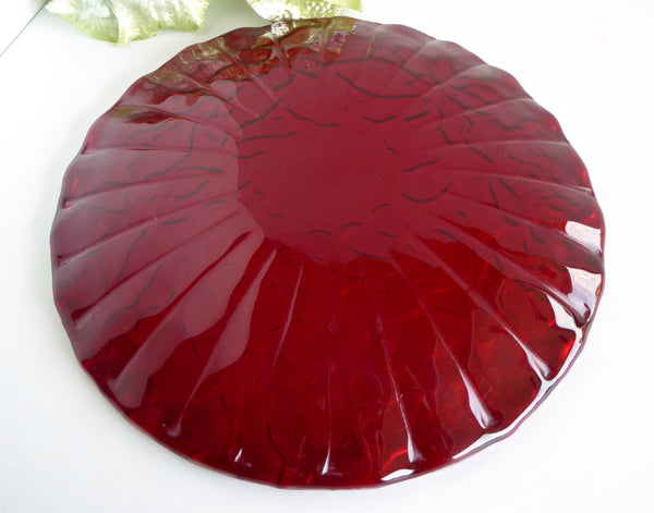 Fused Glass Poinsettia Bowl in Irridescent Red